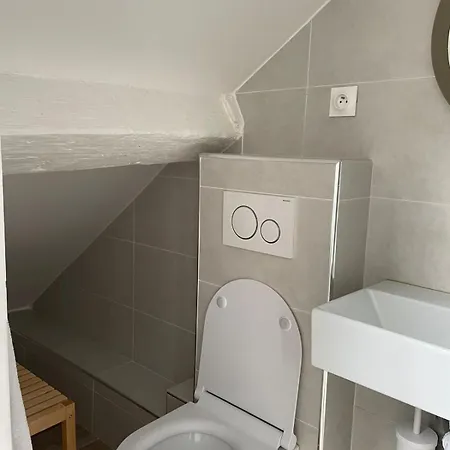 Saint Paul, Rue Pavee, - Id 1050 Apartment Paris